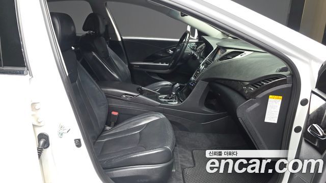 Hyundai Grandeur 2015 — photo 17