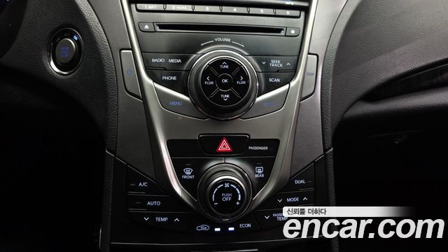 Hyundai Grandeur 2015 — photo 22