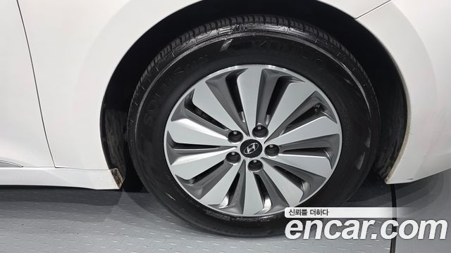 Hyundai Grandeur 2015 — photo 7