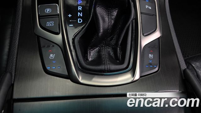 Hyundai Grandeur 2015 — photo 31
