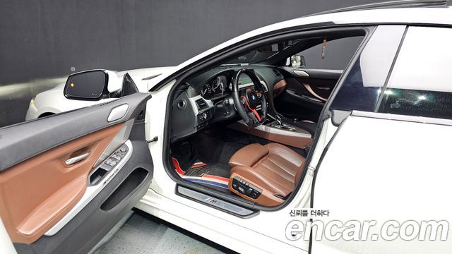 BMW 6-Series 2013 — photo 13
