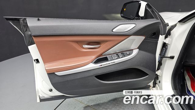 BMW 6-Series 2013 — photo 14