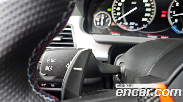 BMW 6-Series 2013 — photo 31