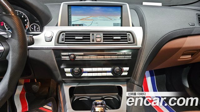 BMW 6-Series 2013 — photo 32