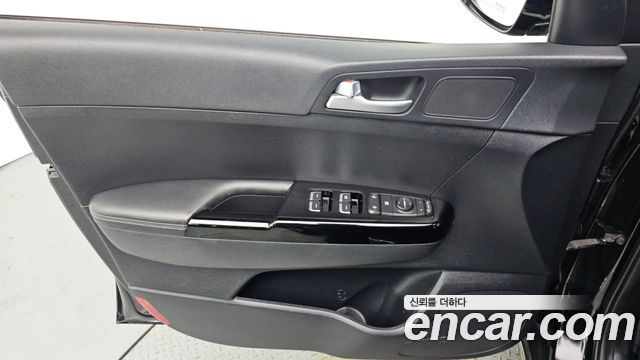 Kia Sportage 2016 — photo 14