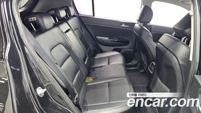 Kia Sportage 2016 — photo 16