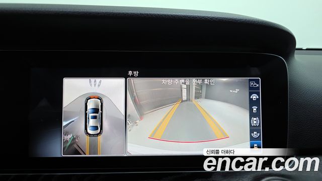 Mercedes-Benz E-Class 2019 — photo 17
