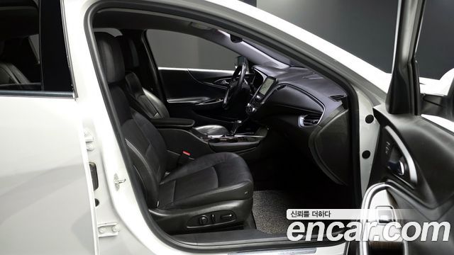 Chevrolet Korea Malibu 2017 — photo 11