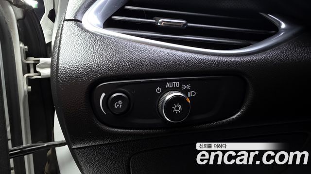 Chevrolet Korea Malibu 2017 — photo 17