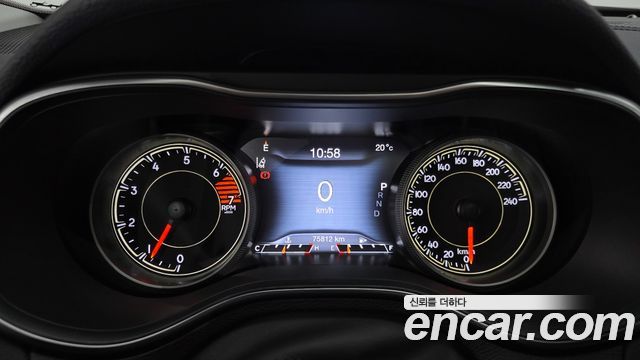 Jeep Cherokee 2021 — photo 11