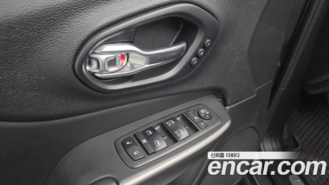 Jeep Cherokee 2021 — photo 20