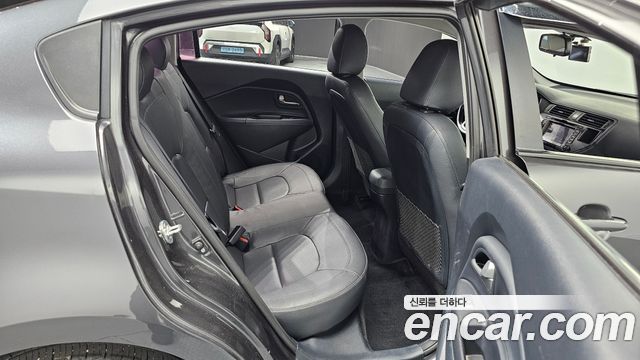 Kia pride 2014 — photo 17