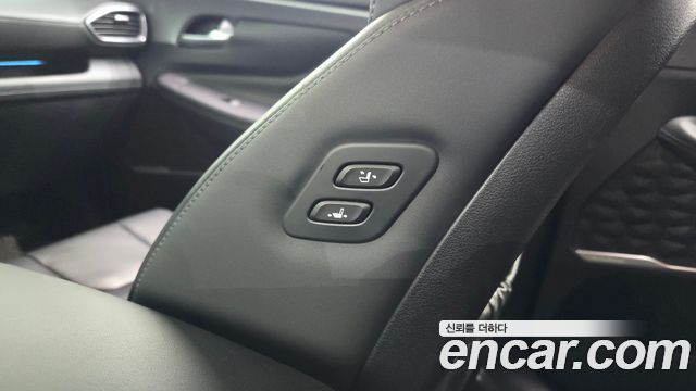 Hyundai Santafe 2021 — photo 27