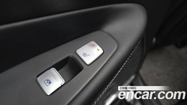 Hyundai Santafe 2021 — photo 30
