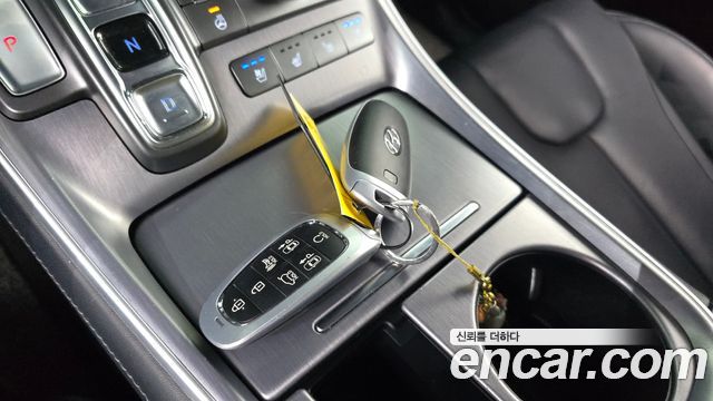Hyundai Santafe 2021 — photo 34