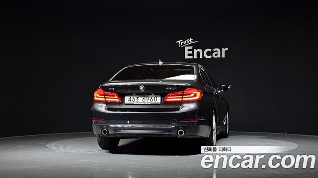 BMW 5-Series 2019 — photo 4
