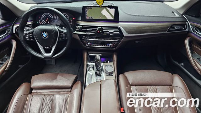 BMW 5-Series 2019 — photo 7