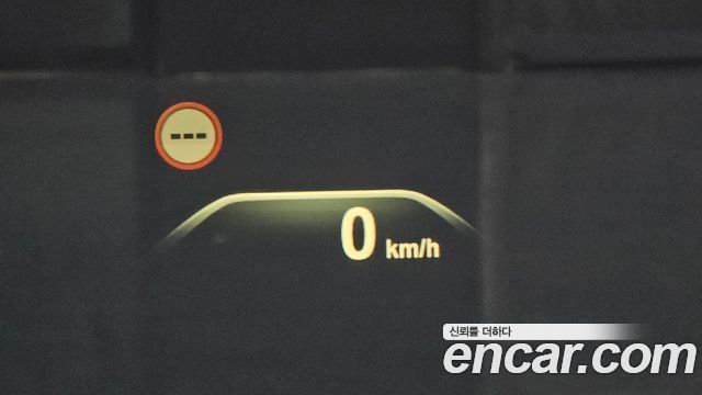 BMW 5-Series 2019 — photo 18