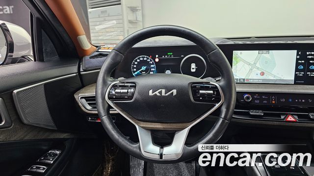 Kia K8 2022 — photo 13