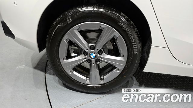 BMW 2-Series 2025 — photo 5