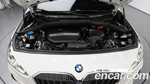 BMW 2-Series 2025 — photo 6