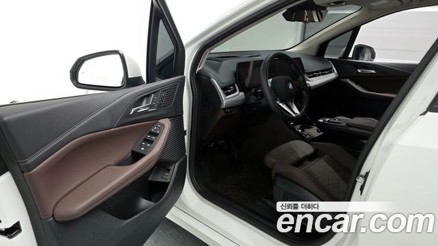 BMW 2-Series 2025 — photo 13