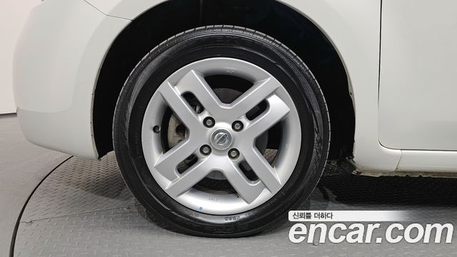 Nissan Cube 2013 — photo 5