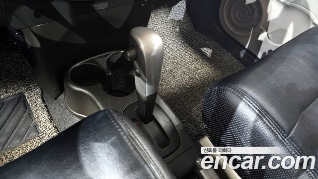 Nissan Cube 2013 — photo 9