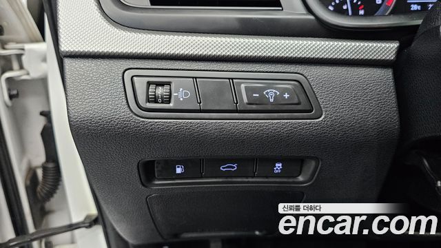 Hyundai Sonata 2018 — photo 17