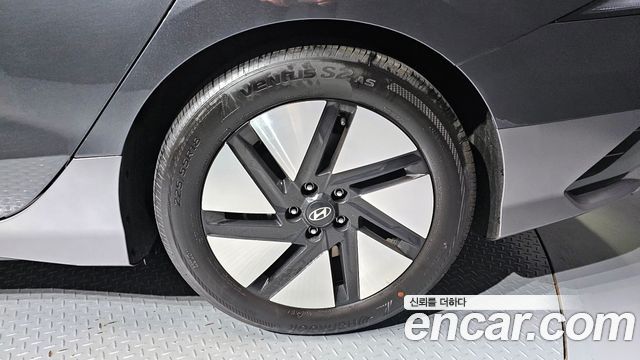 Hyundai Ioniq6 2025 — photo 7