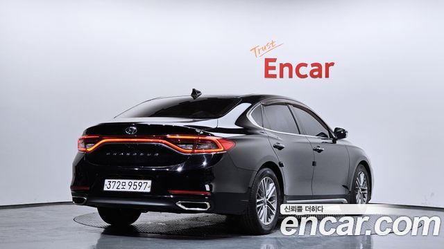 Hyundai Grandeur 2018 — photo 2