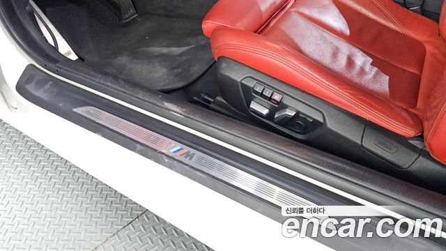 BMW 4-Series 2018 — photo 29