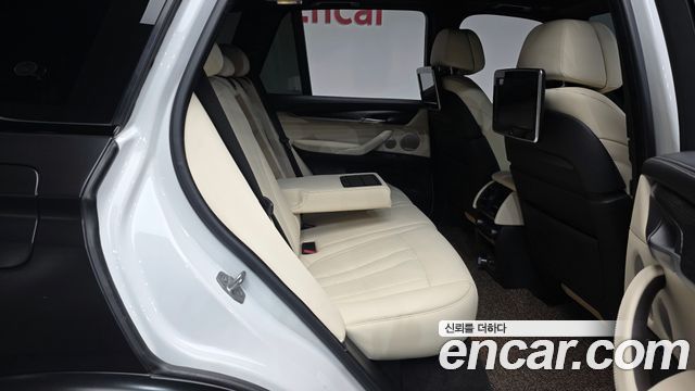 BMW X5 2014 — photo 17