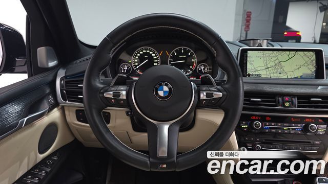 BMW X5 2014 — photo 18