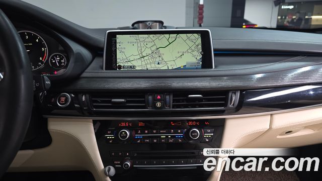 BMW X5 2014 — photo 19