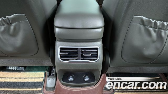 Hyundai Santafe 2021 — photo 25