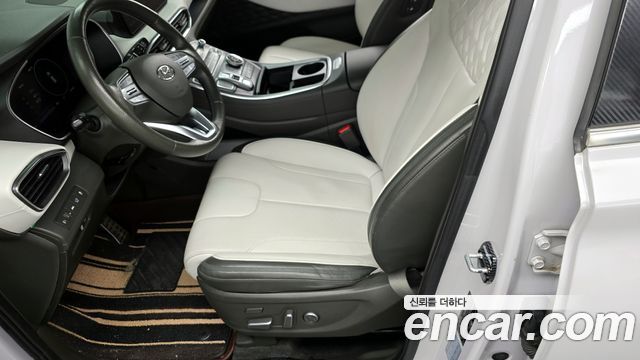 Hyundai Santafe 2021 — photo 32