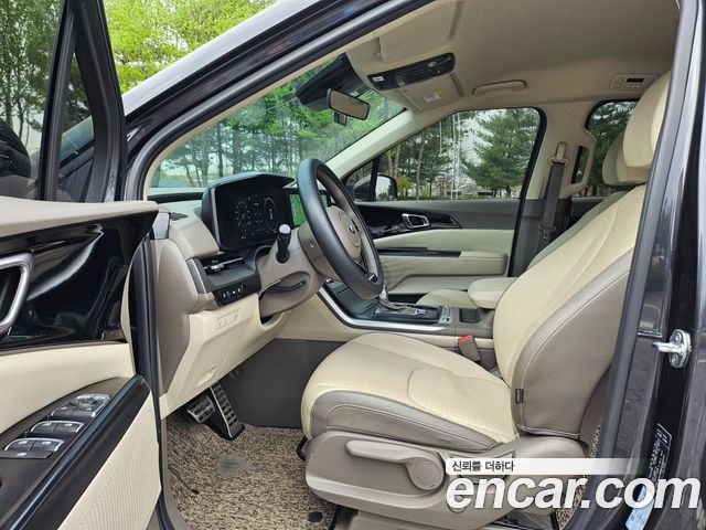 Kia Canival 2021 — photo 9