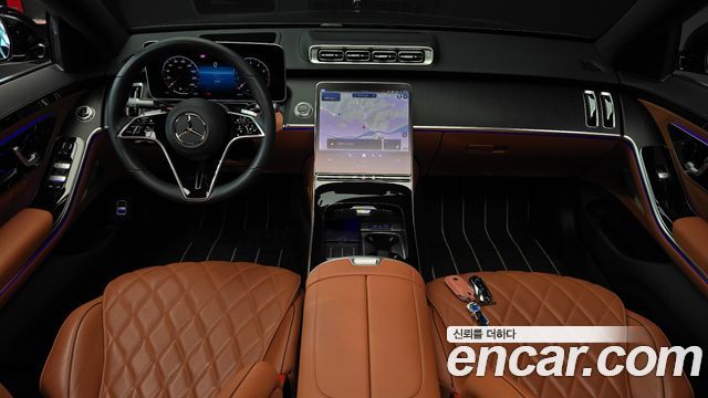 Mercedes-Benz S-Class 2023 — photo 10