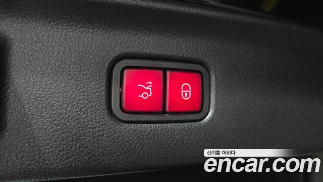 Mercedes-Benz S-Class 2023 — photo 26
