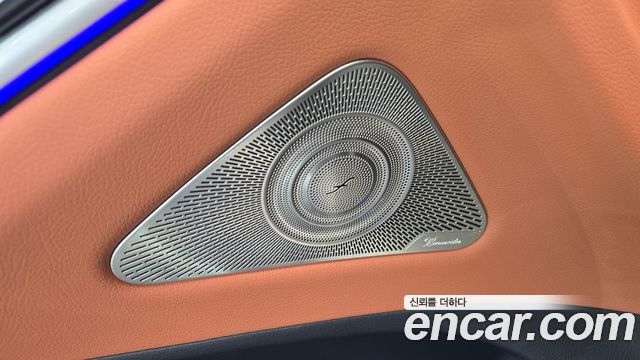 Mercedes-Benz S-Class 2023 — photo 29
