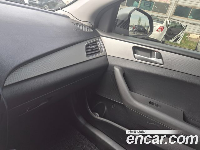 Hyundai Sonata 2015 — photo 19