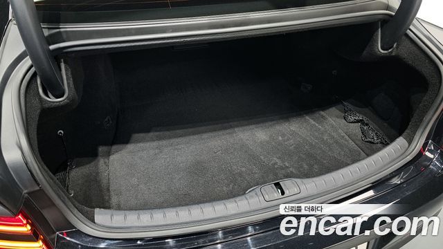 Genesis G80 2022 — photo 16