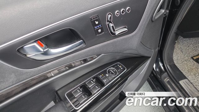 Kia K9 2015 — photo 17