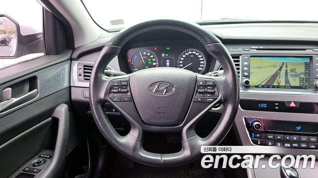 Hyundai Sonata 2016 — photo 15