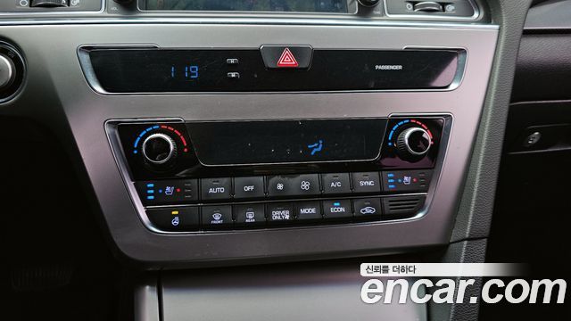 Hyundai Sonata 2016 — photo 16