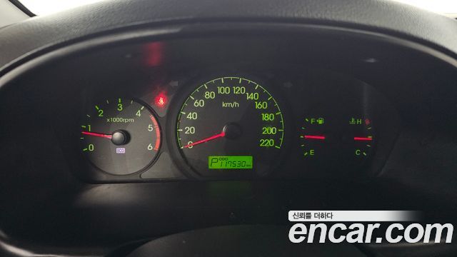 Hyundai Starex 2013 — photo 8