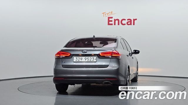 Kia K3 2018 — photo 4