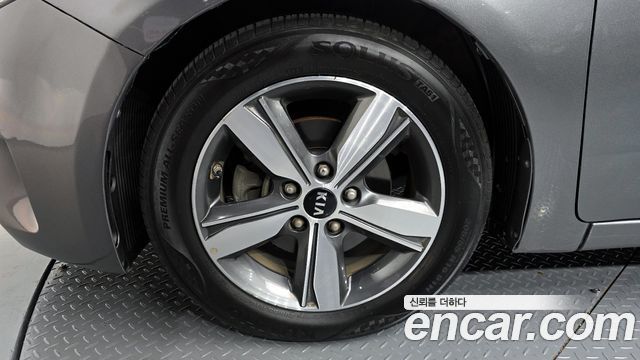 Kia K3 2018 — photo 5