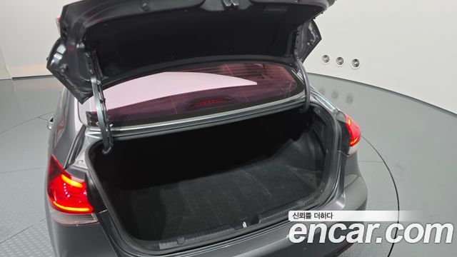 Kia K3 2018 — photo 26